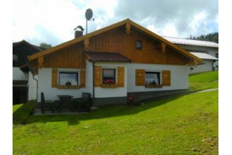 Hausansicht Ferienhaus zur Linde