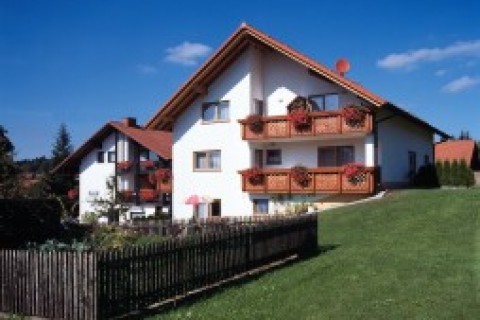 Gasthaus & Ferienwohnungen
