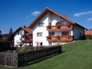 Gasthaus & Ferienwohnungen