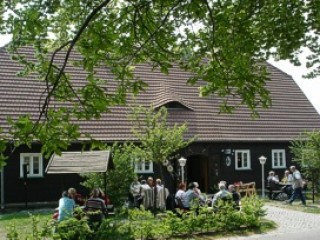 , Gaststätte & Pension Forsthaus am Erlichthof in Rietschen