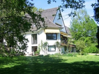 Südseite Ferienhaus, Haus Jagdschlösschen in Gersheim