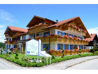 Landhaus Ohnesorg im Sommer, Landhaus Ohnesorg in Nesselwang