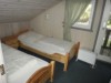 Schlafzimmer 1 OG zwei Betten 90 x 200